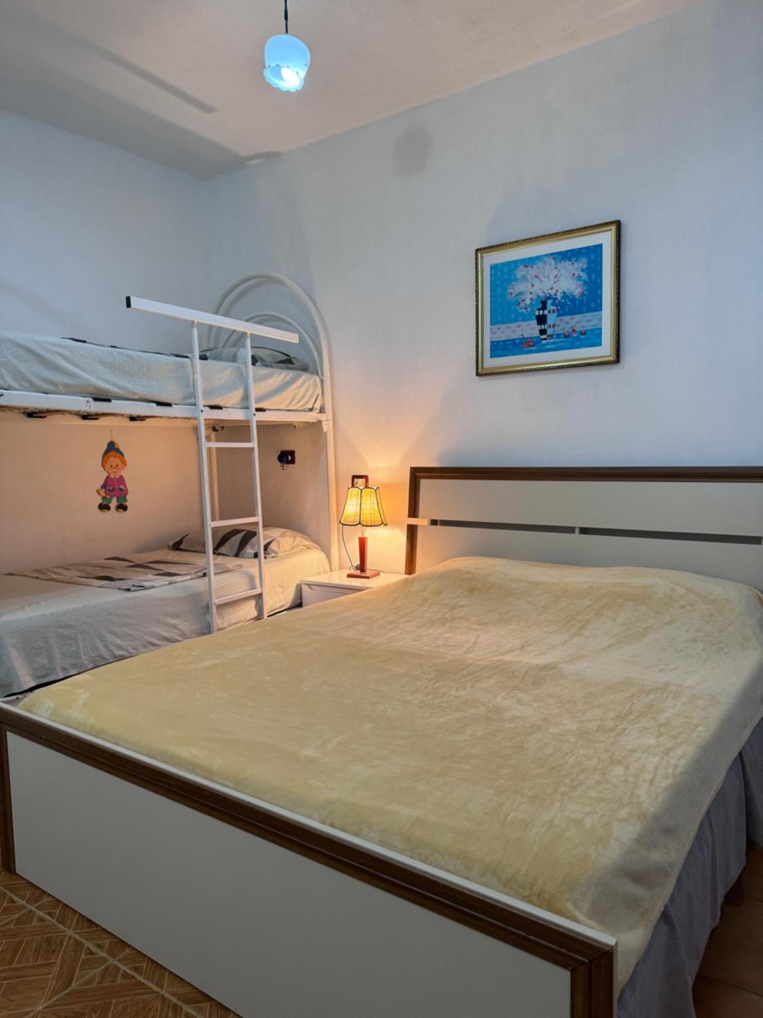 Joni'S Guest House Spille Bagian luar foto